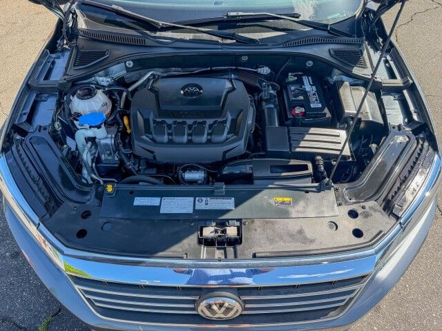 2020 Volkswagen Passat 2.0T SE Conover NC
