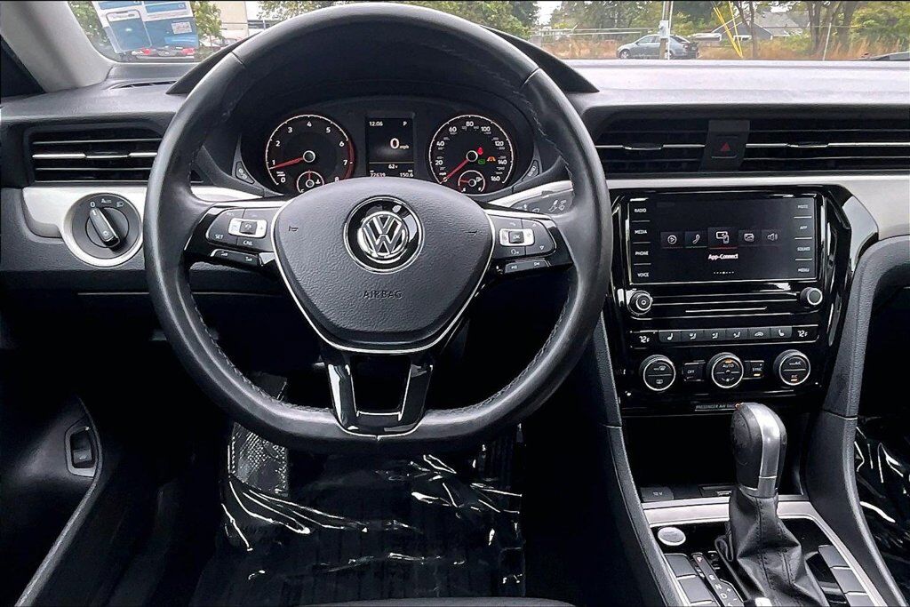 2020 Volkswagen Passat 2.0T SE OR