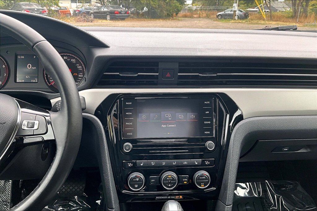 2020 Volkswagen Passat 2.0T SE OR