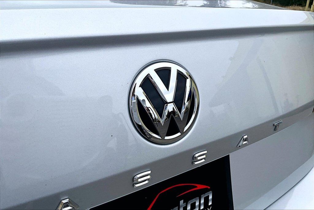 2020 Volkswagen Passat 2.0T SE OR