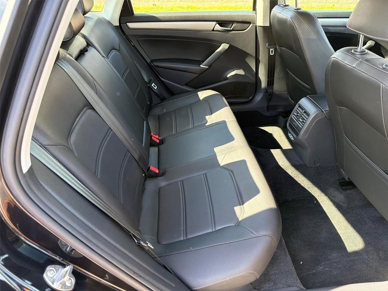 2020 Volkswagen Passat 2.0T SE Hagerstown MD