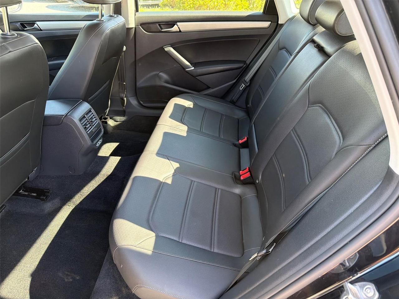 2020 Volkswagen Passat 2.0T SE Hagerstown MD