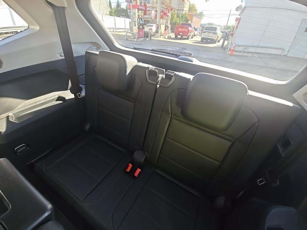 2020 Volkswagen Tiguan 2.0T SE Akron