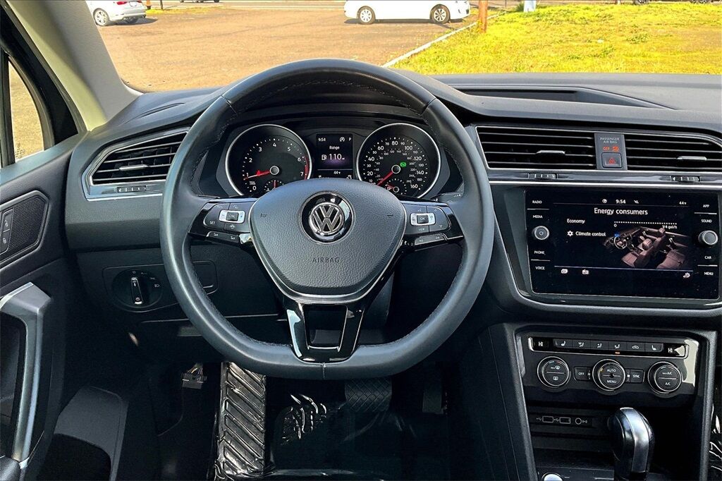 2020 Volkswagen Tiguan 2.0T SE OR