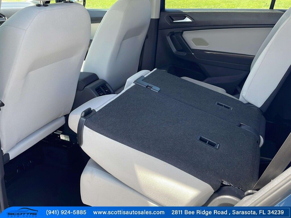 2020 Volkswagen Tiguan S~CLEAN CFAX~LOW MILES~3RD ROW SEATS~BLIND SPOT WARNING~BLUETOOTH~BUCKETS SEATS~REARVIEW CAMERA~TURBOCHARGER Sarasota FL