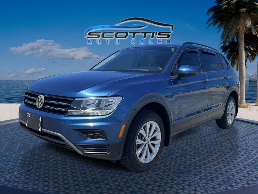 2020 Volkswagen Tiguan S~CLEAN CFAX~LOW MILES~3RD ROW SEATS~BLIND SPOT WARNING~BLUETOOTH~BUCKETS SEATS~REARVIEW CAMERA~TURBOCHARGER Sarasota FL