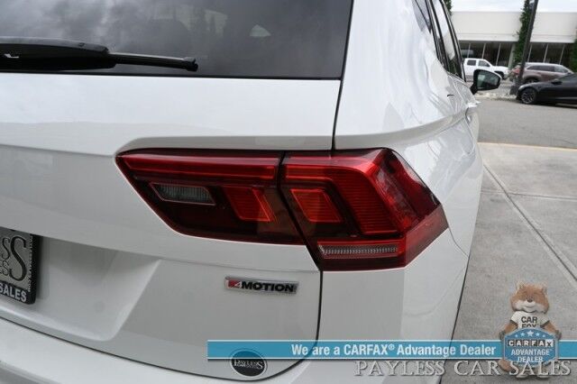 2020 Volkswagen Tiguan SE / AWD / Power & Heated Leather Seats / Panoramic Sunroof / Blind Spot Alert / Apple CarPlay & Android Auto / Wireless Phone Charger / Keyless Entry & Start / Back Up Camera / Tow Pkg / 27 MPG Anchorage AK