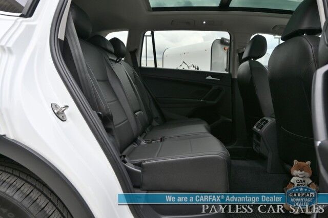 2020 Volkswagen Tiguan SE / AWD / Power & Heated Leather Seats / Panoramic Sunroof / Blind Spot Alert / Apple CarPlay & Android Auto / Wireless Phone Charger / Keyless Entry & Start / Back Up Camera / Tow Pkg / 27 MPG Anchorage AK