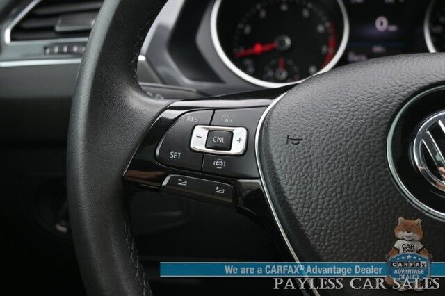 2020 Volkswagen Tiguan SE / AWD / Power & Heated Leather Seats / Panoramic Sunroof / Blind Spot Alert / Apple CarPlay & Android Auto / Wireless Phone Charger / Keyless Entry & Start / Back Up Camera / Tow Pkg / 27 MPG Anchorage AK