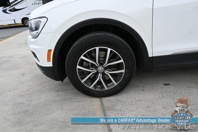 2020 Volkswagen Tiguan SE / AWD / Power & Heated Leather Seats / Panoramic Sunroof / Blind Spot Alert / Apple CarPlay & Android Auto / Wireless Phone Charger / Keyless Entry & Start / Back Up Camera / Tow Pkg / 27 MPG Anchorage AK