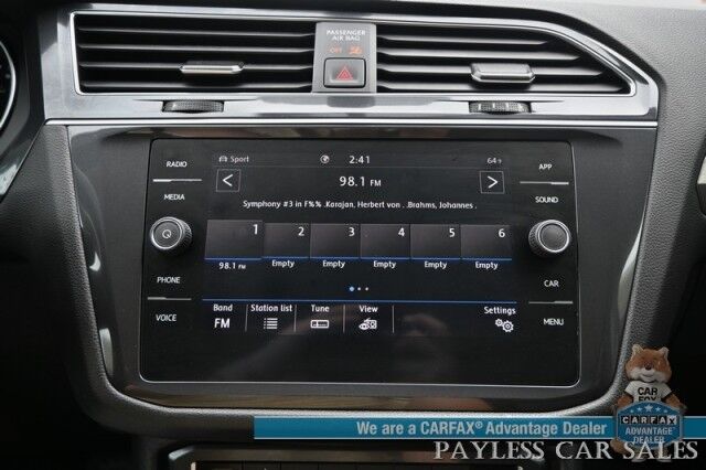 2020 Volkswagen Tiguan SE / AWD / Power & Heated Leather Seats / Panoramic Sunroof / Blind Spot Alert / Apple CarPlay & Android Auto / Wireless Phone Charger / Keyless Entry & Start / Back Up Camera / Tow Pkg / 27 MPG Anchorage AK