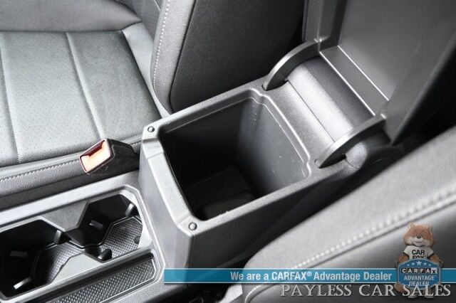 2020 Volkswagen Tiguan SE / AWD / Power & Heated Leather Seats / Panoramic Sunroof / Blind Spot Alert / Apple CarPlay & Android Auto / Wireless Phone Charger / Keyless Entry & Start / Back Up Camera / Tow Pkg / 27 MPG Anchorage AK