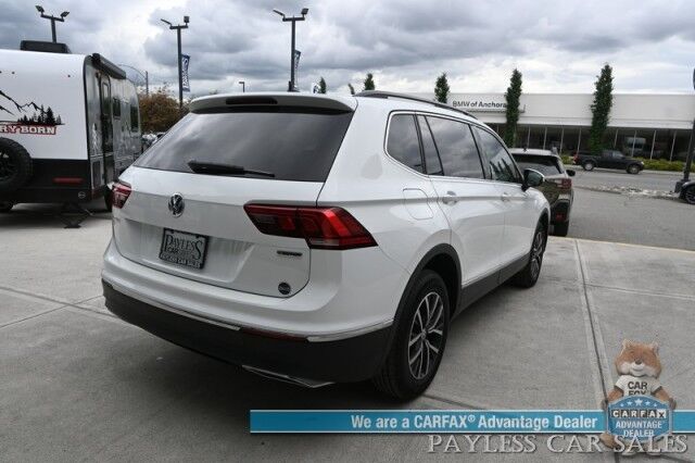 2020 Volkswagen Tiguan SE / AWD / Power & Heated Leather Seats / Panoramic Sunroof / Blind Spot Alert / Apple CarPlay & Android Auto / Wireless Phone Charger / Keyless Entry & Start / Back Up Camera / Tow Pkg / 27 MPG Anchorage AK