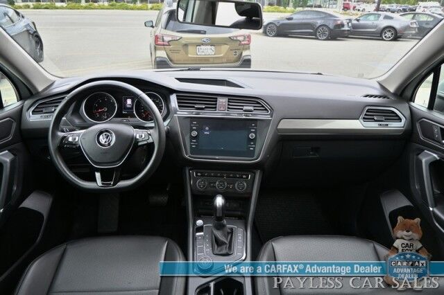 2020 Volkswagen Tiguan SE / AWD / Power & Heated Leather Seats / Panoramic Sunroof / Blind Spot Alert / Apple CarPlay & Android Auto / Wireless Phone Charger / Keyless Entry & Start / Back Up Camera / Tow Pkg / 27 MPG Anchorage AK