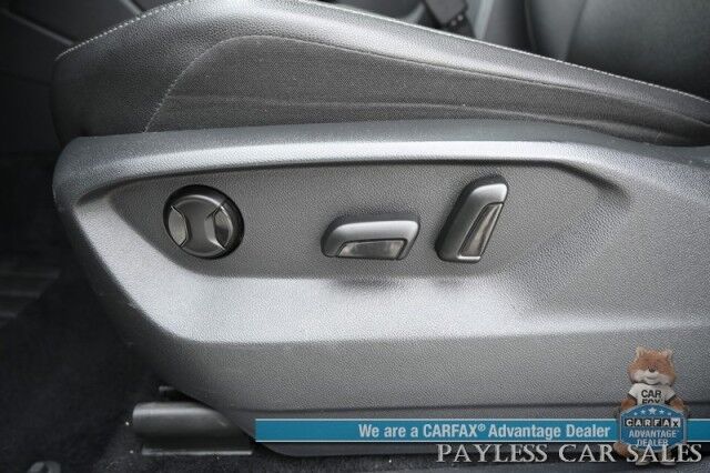 2020 Volkswagen Tiguan SE / AWD / Power & Heated Leather Seats / Panoramic Sunroof / Blind Spot Alert / Apple CarPlay & Android Auto / Wireless Phone Charger / Keyless Entry & Start / Back Up Camera / Tow Pkg / 27 MPG Anchorage AK