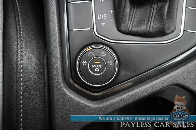 2020 Volkswagen Tiguan SE / AWD / Power & Heated Leather Seats / Panoramic Sunroof / Blind Spot Alert / Apple CarPlay & Android Auto / Wireless Phone Charger / Keyless Entry & Start / Back Up Camera / Tow Pkg / 27 MPG Anchorage AK