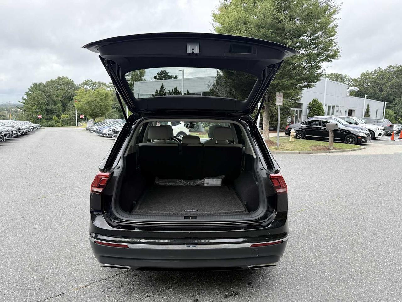 2020 Volkswagen Tiguan SE Westborough MA