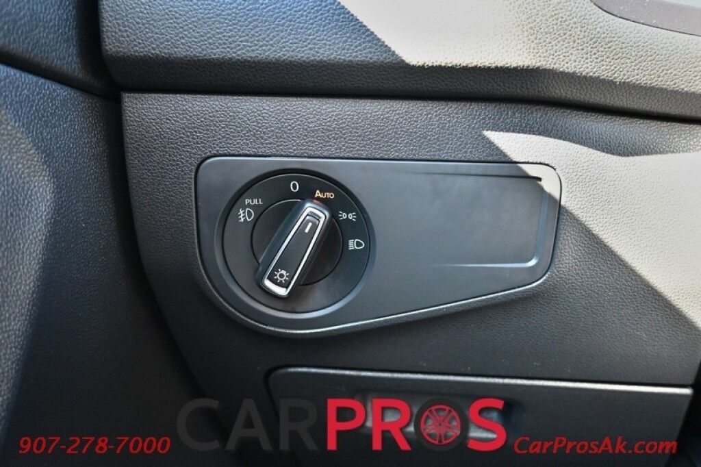2020 Volkswagen Tiguan SEL - AWD - 2.0L 4-Cyl Turbo - Power & Heated Leather Seats - Heated Steering Wheel - Panoramic Sunroof - Adaptive Cruise Control - Apple CarPlay & Android Auto - 3rd Row - Seats 7 - Backup Camera - Power Liftgate - Keyless Entry & Start - 1-Owner Anchorage AK