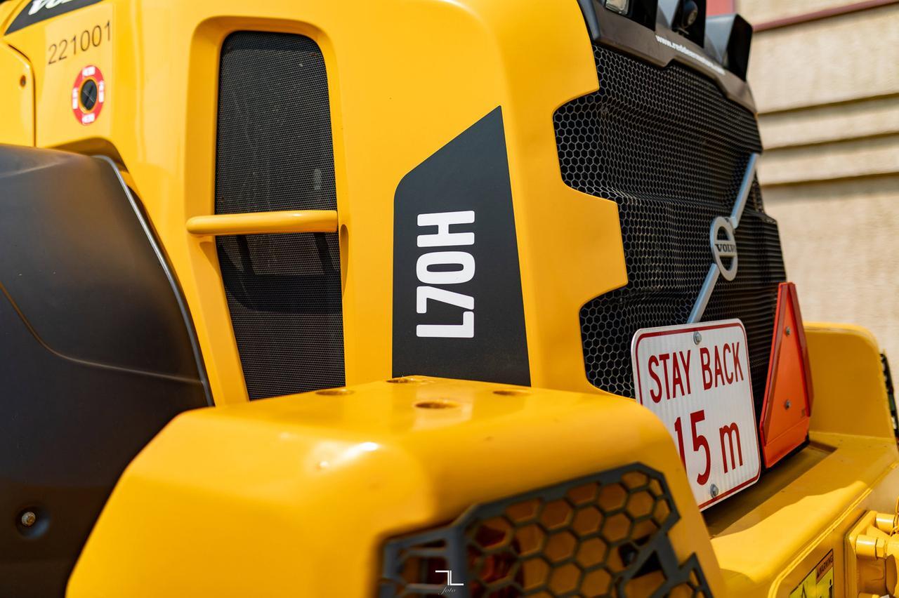 2020 Volvo L70H Wheel Loader Diesel Bucket Forks Red Deer AB