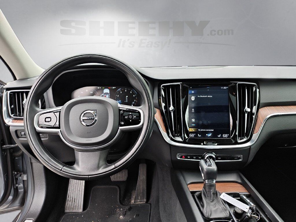 2020 Volvo S60 T5 Momentum Hunt Valley MD