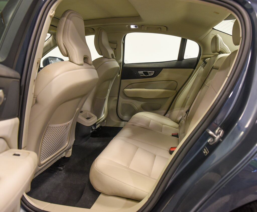 2020 Volvo S60 T6 Momentum Akron OH