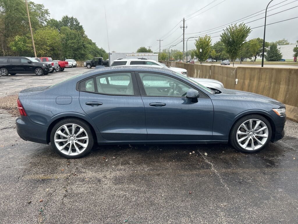 2020 Volvo S60 T6 Momentum Akron OH