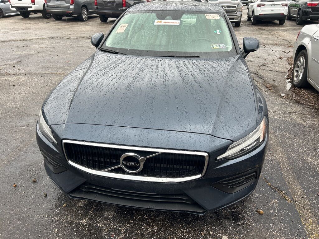 2020 Volvo S60 T6 Momentum Akron OH