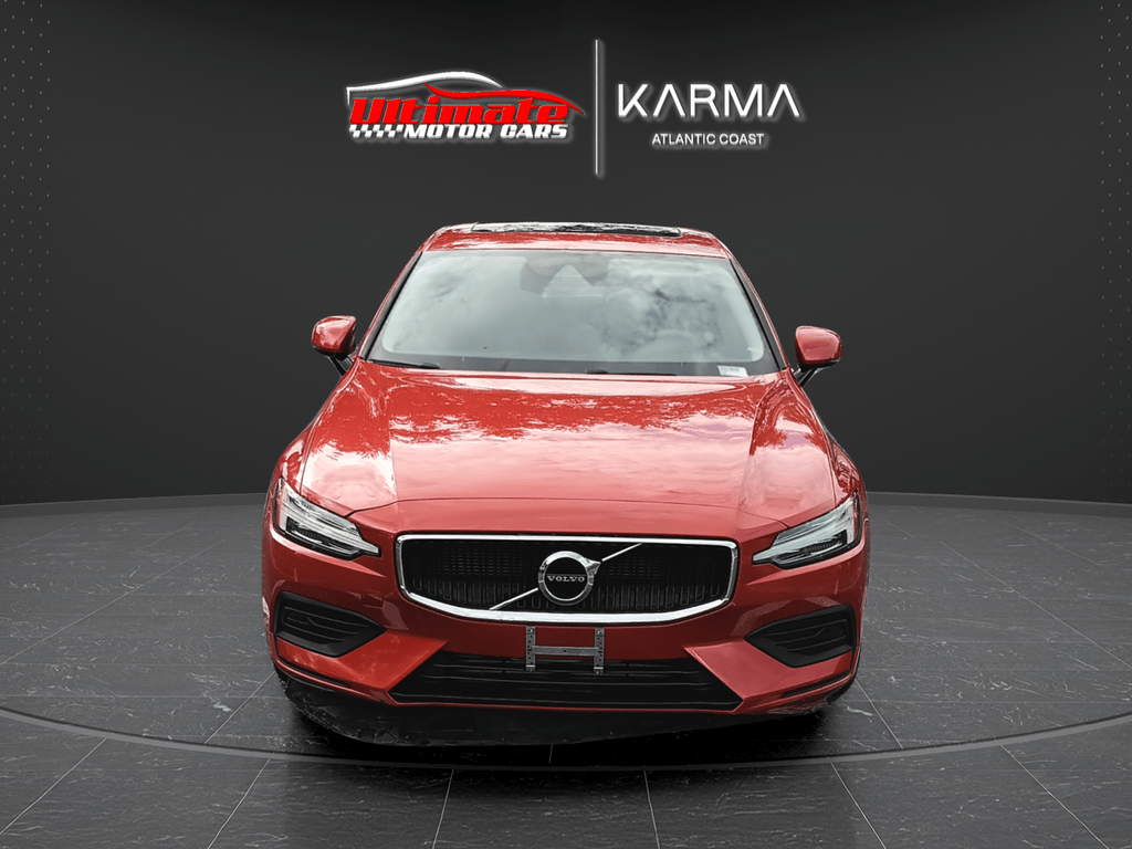 2020 Volvo S60 T6 Momentum