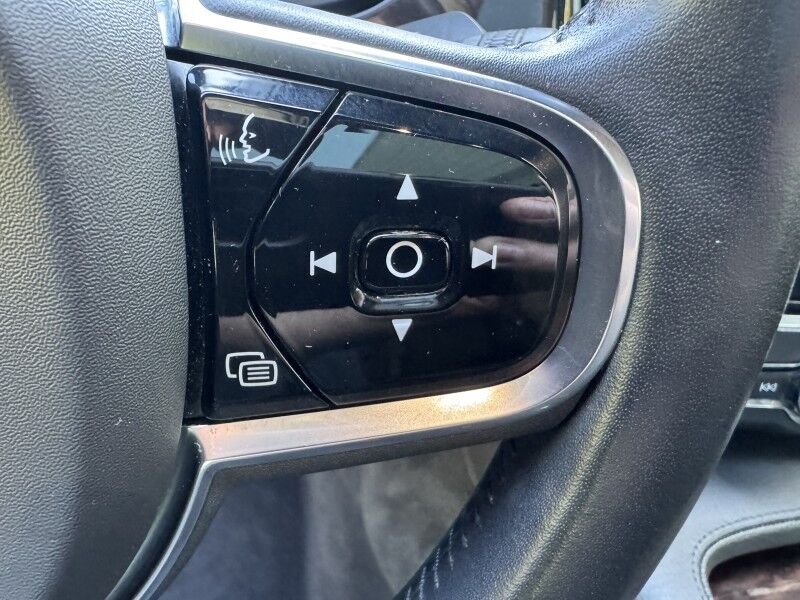 2020 Volvo S90 Momentum Willow Grove PA
