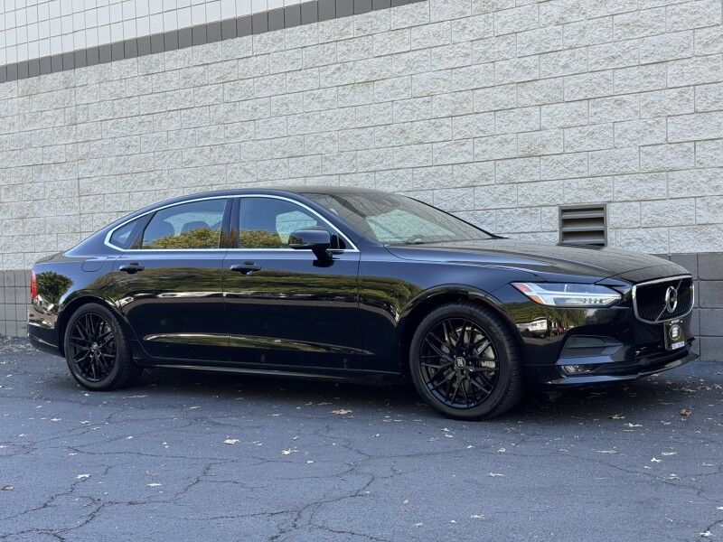 2020 Volvo S90 Momentum Willow Grove PA