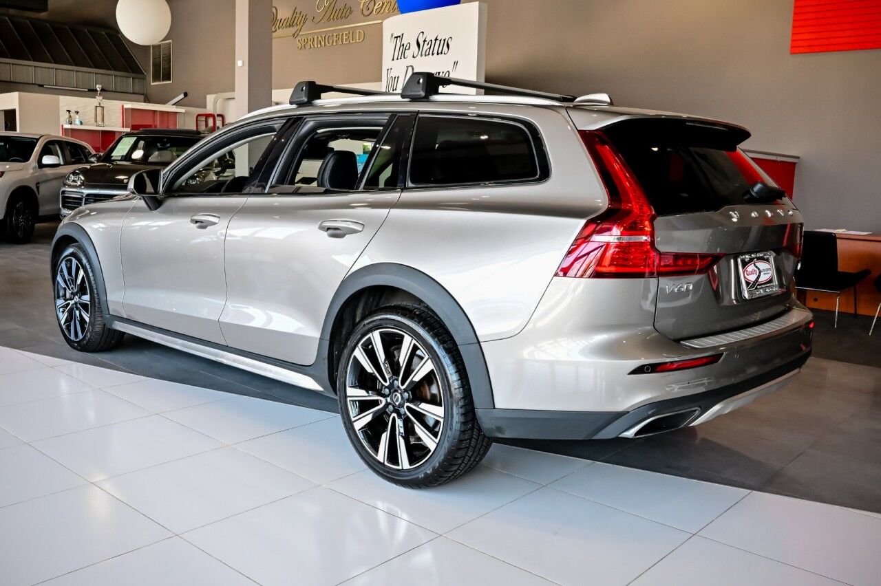 2020 Volvo V60 Cross Country T5 AWD photo 7