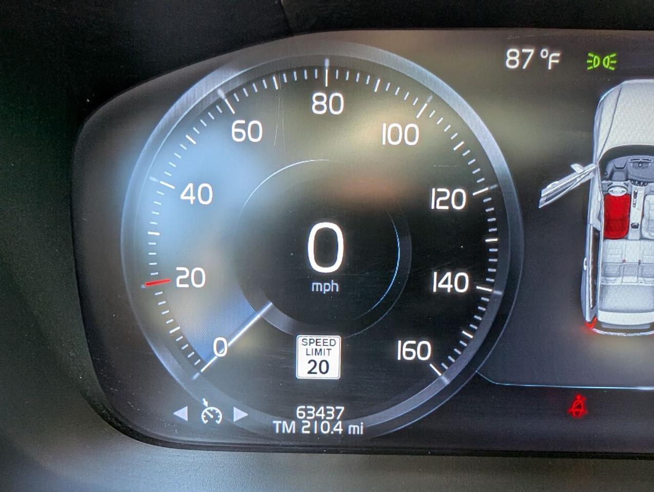 2020 Volvo V60 Cross Country T5 AWD w/Harman Kardon, Panoramic Moon Roof, Full Grain Leather, 4 Heated Seats & Wheel Portland OR