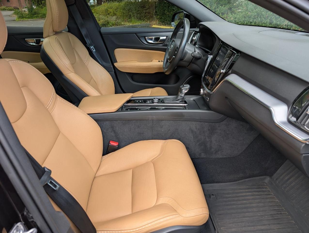 2020 Volvo V60 Cross Country T5 AWD photo 15
