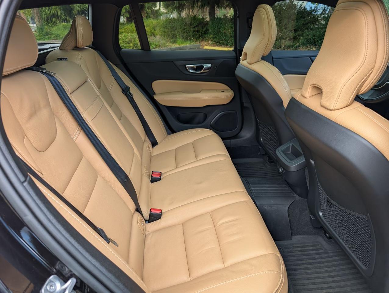2020 Volvo V60 Cross Country T5 AWD photo 14