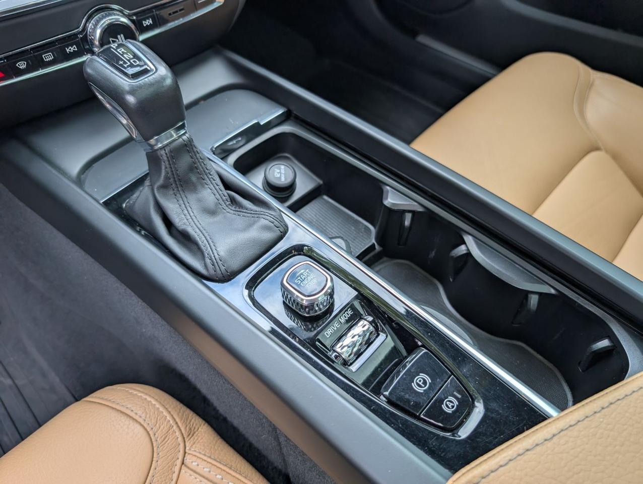 2020 Volvo V60 Cross Country T5 AWD photo 20