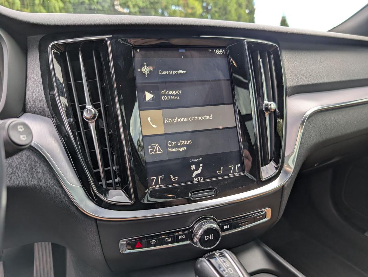 2020 Volvo V60 Cross Country T5 AWD photo 19