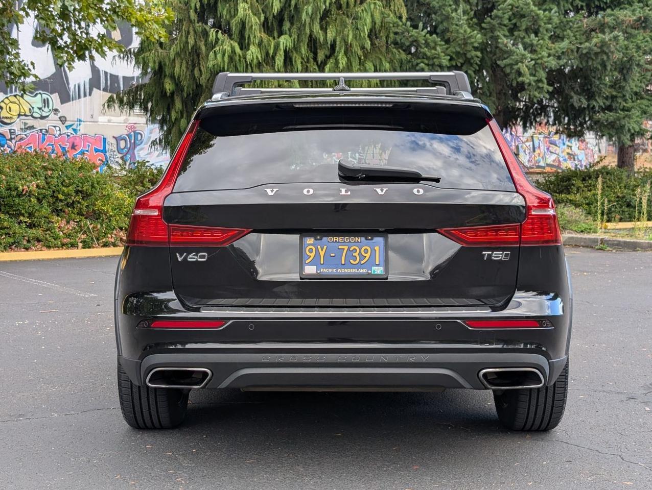 2020 Volvo V60 Cross Country T5 AWD photo 4
