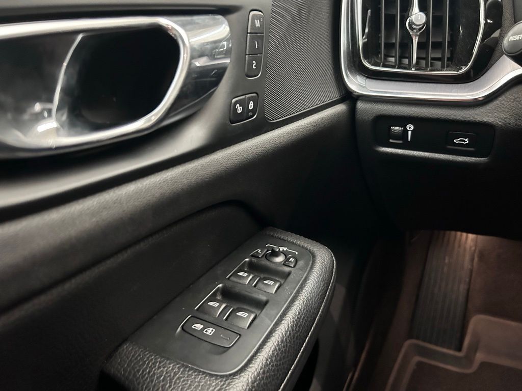 2020 Volvo V60 Cross Country T5 Portland OR