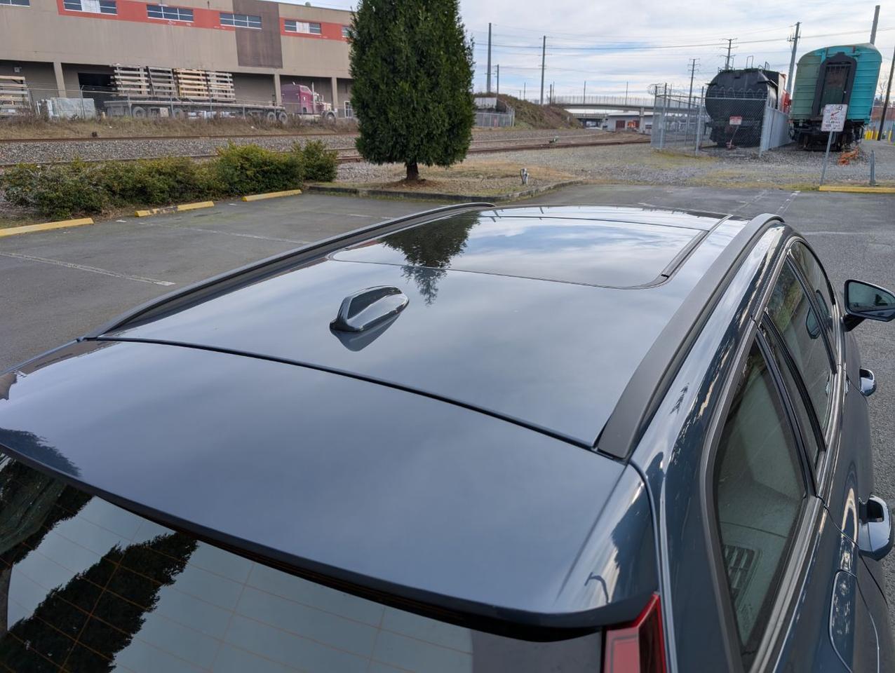 2020 Volvo V60 T5 Momentum w/Harman Kardon, Pilot Assist, 360 Camera, Heated Leather Seats & Wheel Portland OR