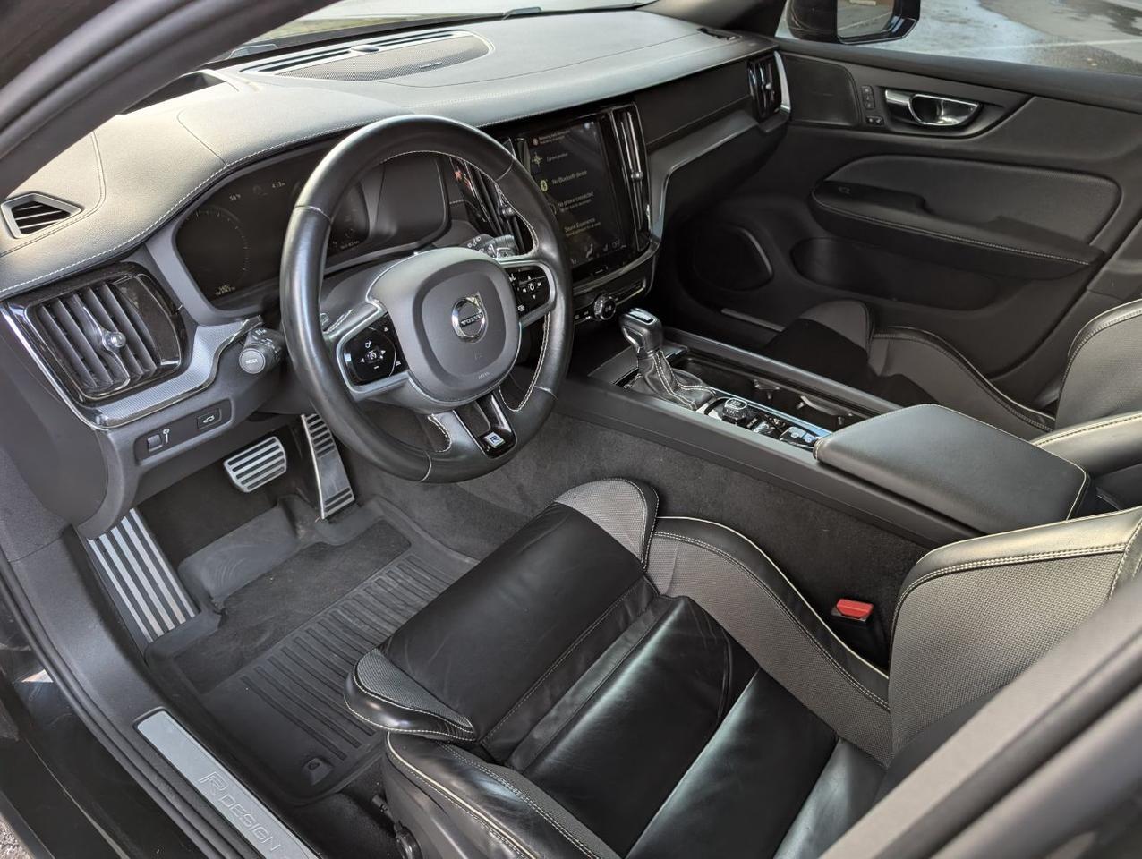 2020 Volvo V60 T5 R-Design w/Harman Kardon, Pilot Assist, 360 Cam * Portland OR