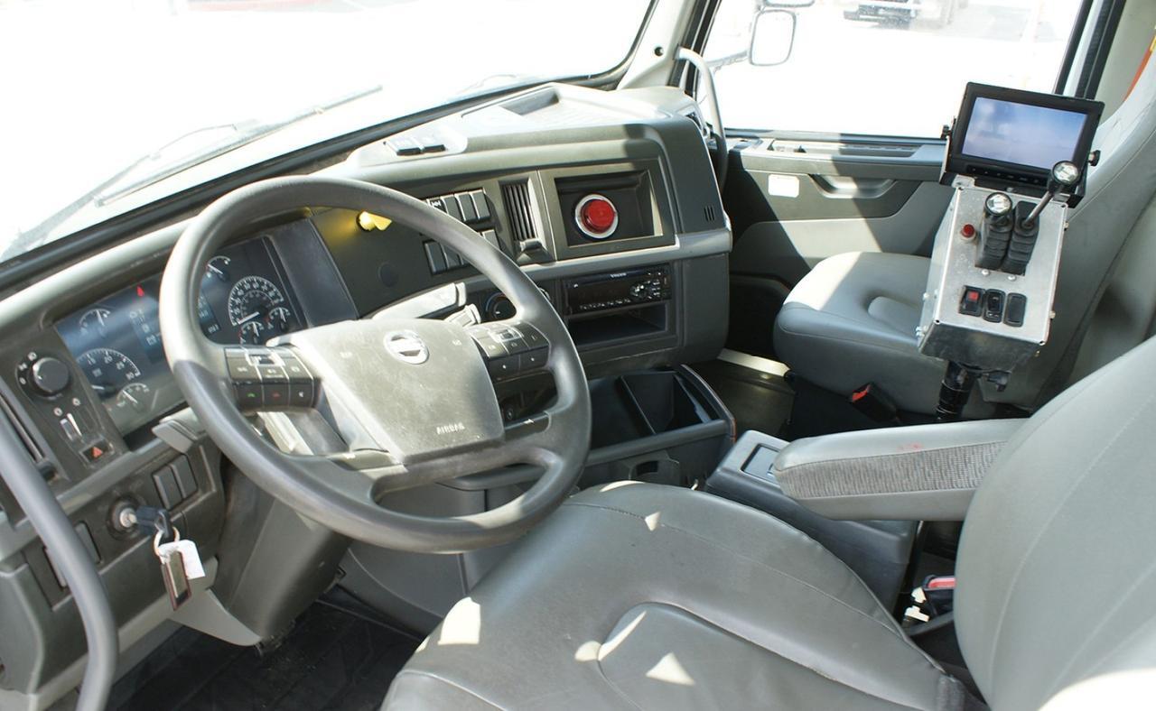 2020 Volvo VHD64 60,000 LB Pac Mac Roll Off Truck Tampa FL