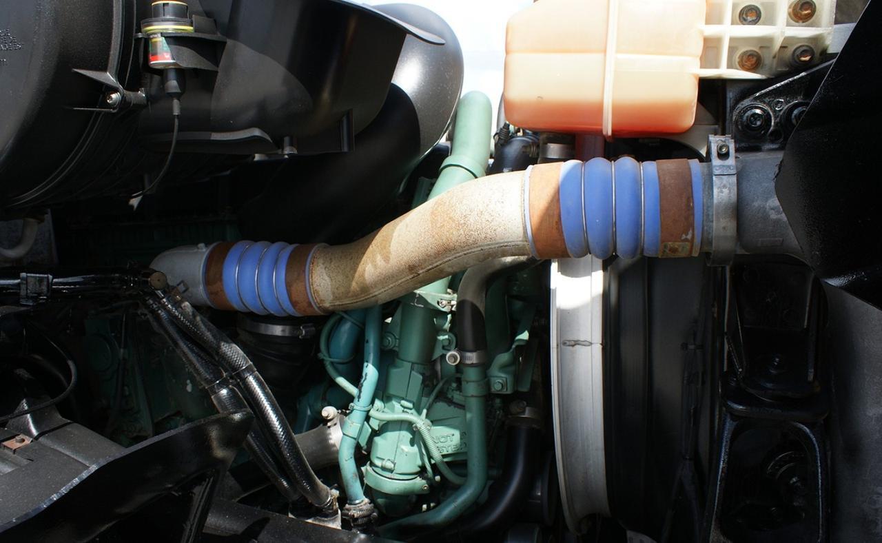 2020 Volvo VHD64 60,000 LB Pac Mac Roll Off Truck Tampa FL