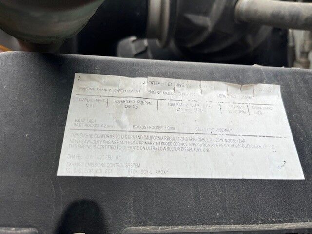 2020 Volvo VNR64T300 Fargo ND