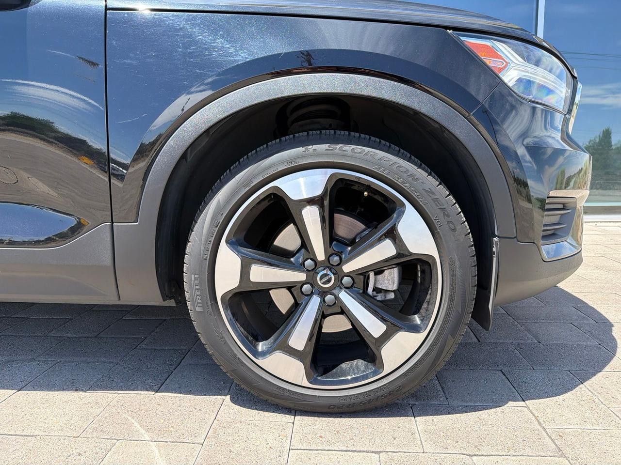 2020 Volvo XC40 Momentum Bend OR