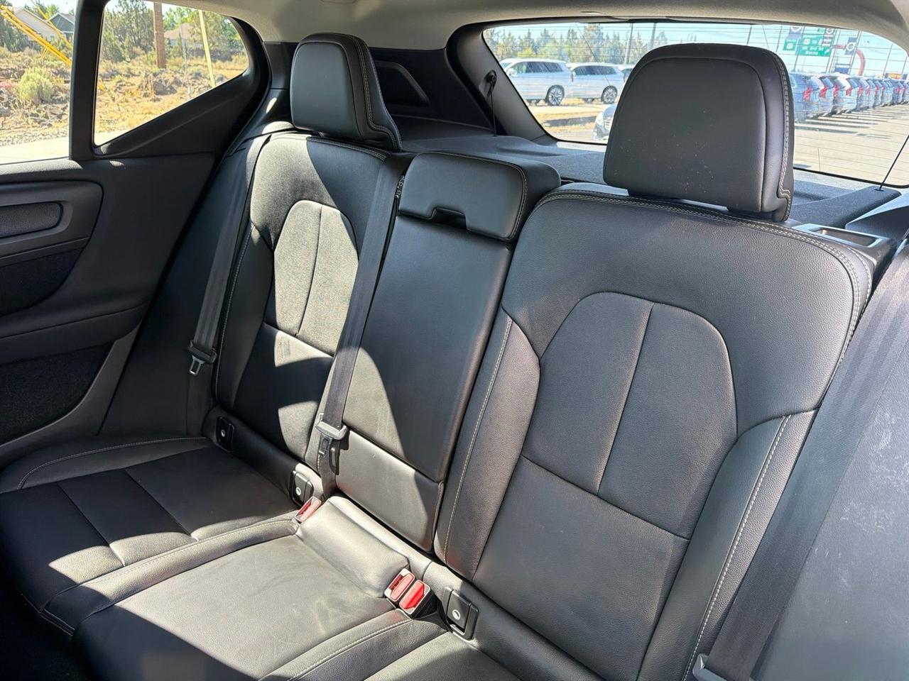 2020 Volvo XC40 Momentum Bend OR
