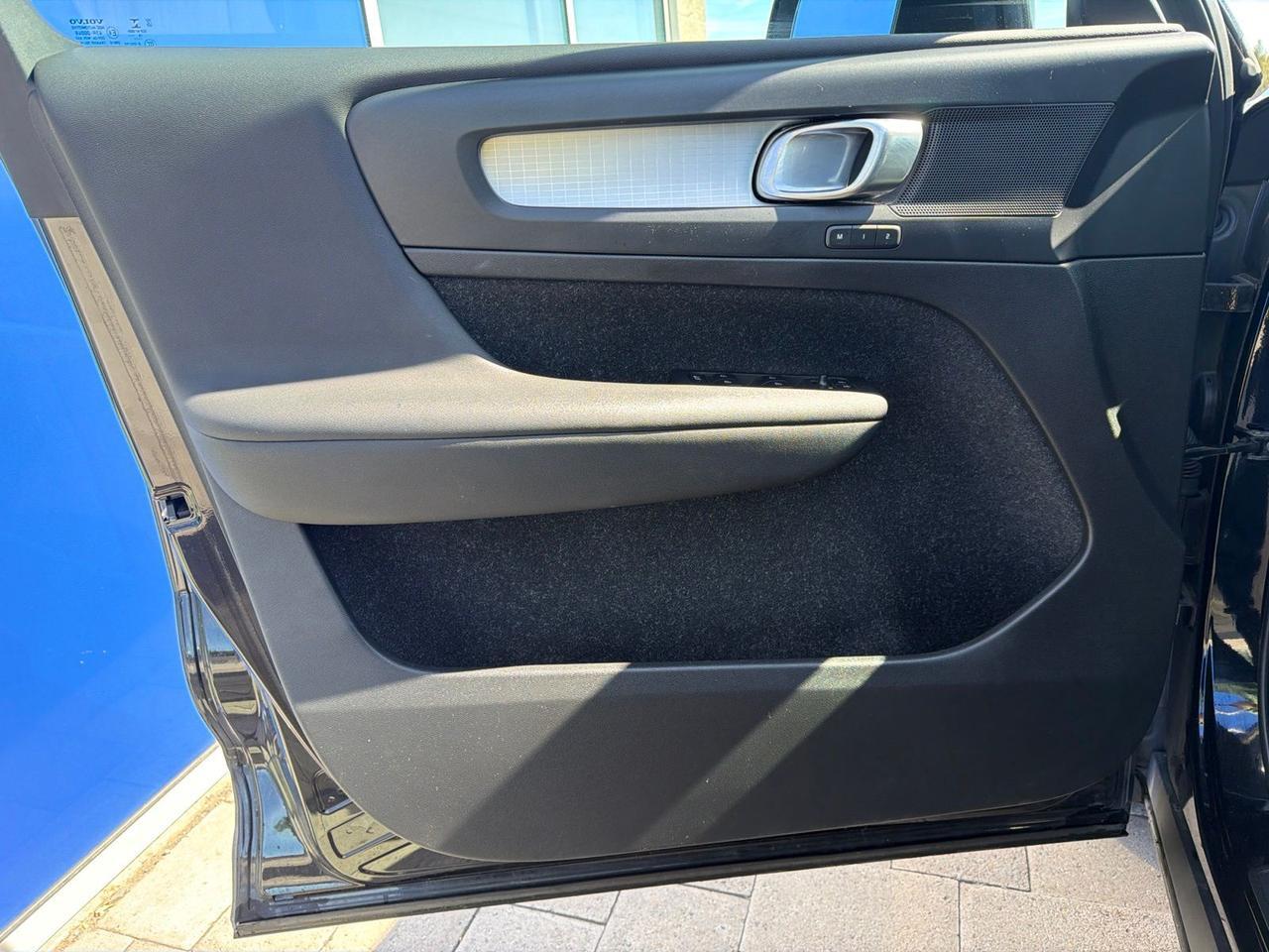 2020 Volvo XC40 Momentum Bend OR