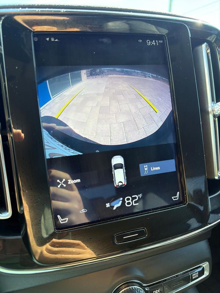 2020 Volvo XC40 Momentum Bend OR