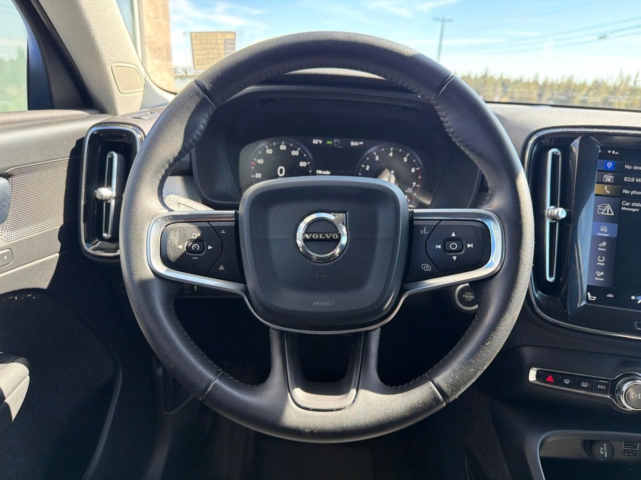 2020 Volvo XC40 Momentum Bend OR