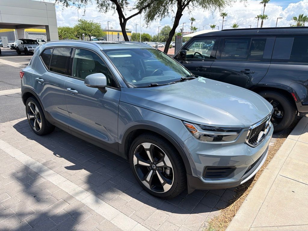 2020 Volvo XC40 Momentum Tucson AZ