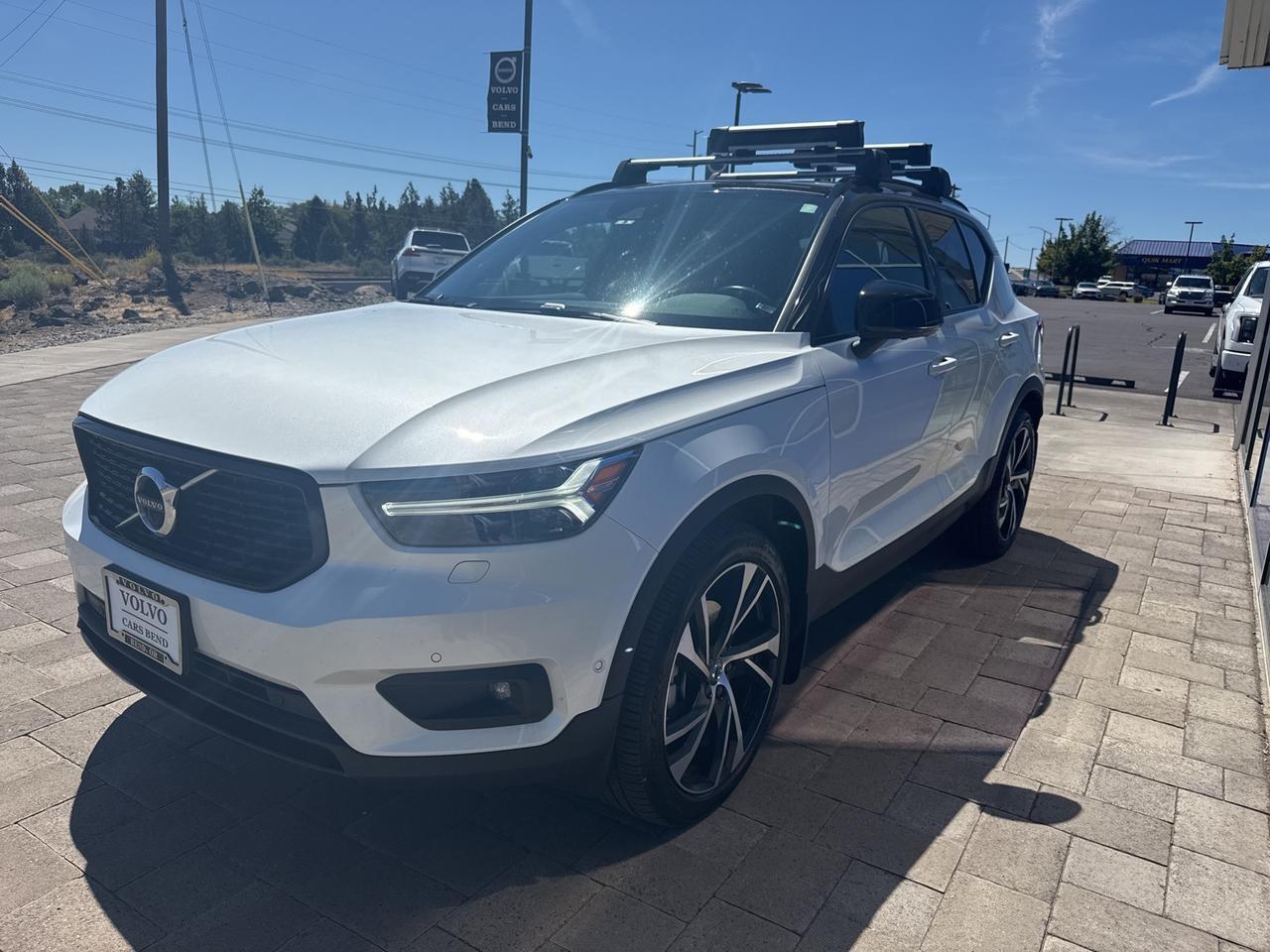2020 Volvo XC40 R-Design Bend OR